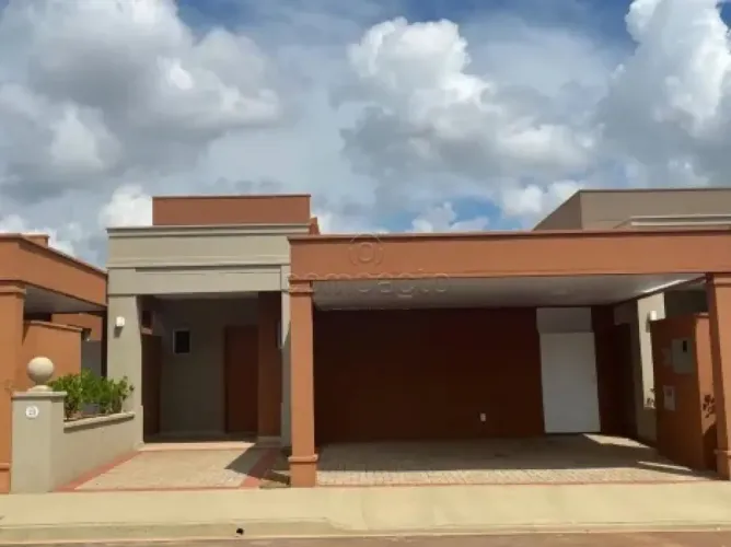 Casa em Condomínio 2 Suítes | 2 Vagas | Conforto e Segurança