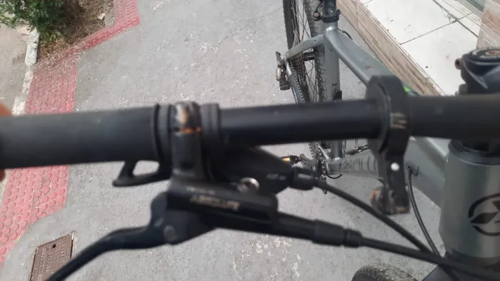 Bike MTB Absolute 12 velocidades câmbio e trocador Shimano Deore 