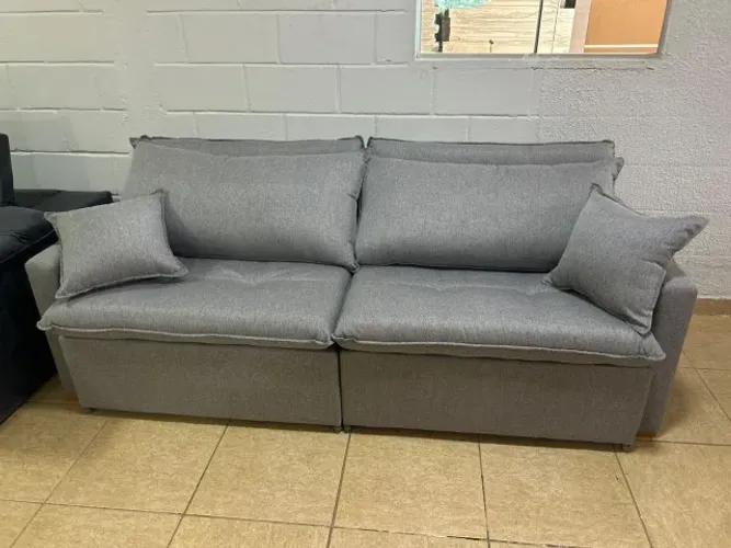 Sofá Cama  2.20Mts no LINHO PÉS EM MADEIRA