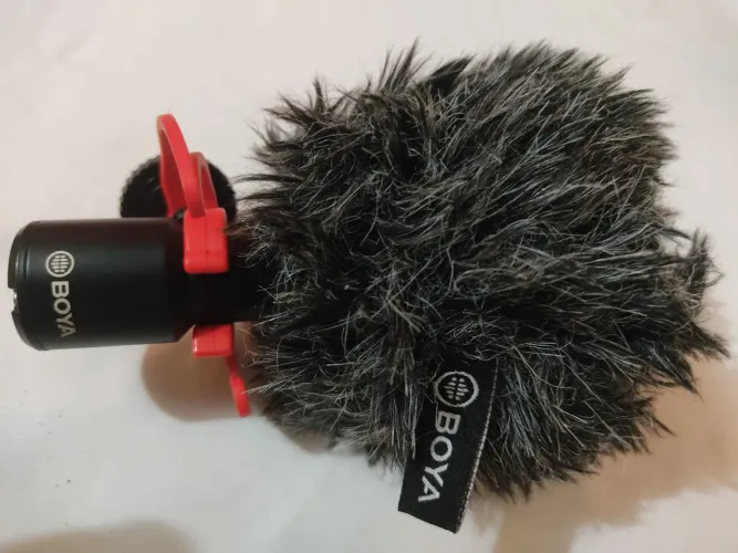 Microfone Boya mm1+ cardioide 