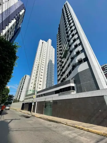 Oportunidade em piedade: Andar alto, vista-mar, 100m do mar, para rentabilizar e/ou morar!