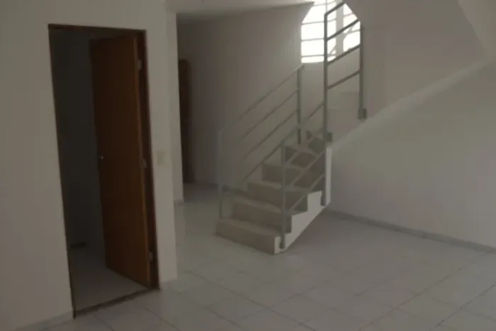 ALUGO COBERTURA DUPLEX SERRARIA 3/4
