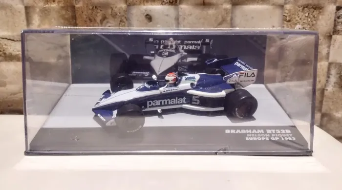Miniatura Formula 1 Brabham BT52B Nelson Piquet World Champion 1983