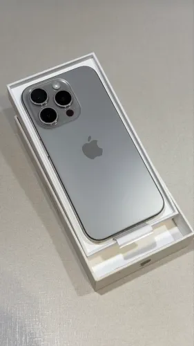 iPhone 15 pro 256gb impecável 