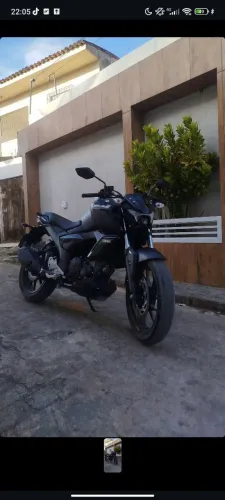 Fazer 150 ano 2025 com 5 mil km muito conservada 