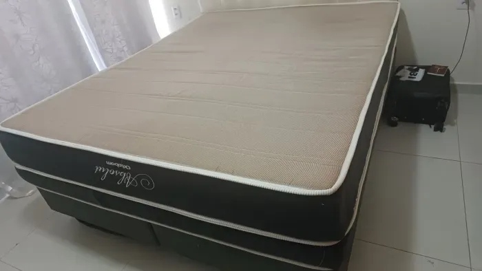 Vendo Cama de Casal Queem Ortobom