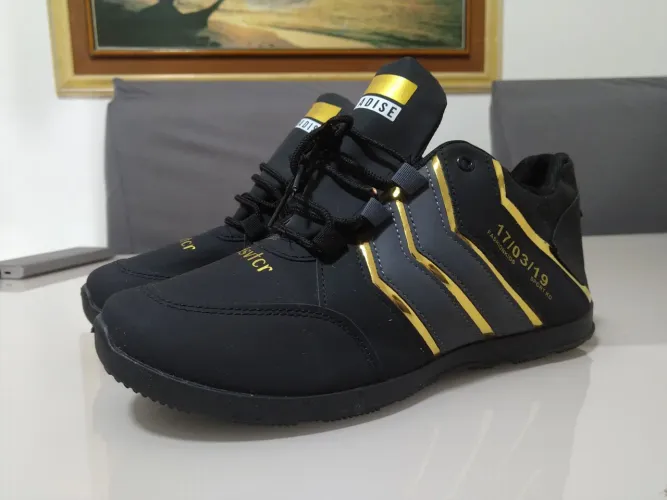 Tênis Masculino Preto Dourado 40 Novo Casual Esportivo
