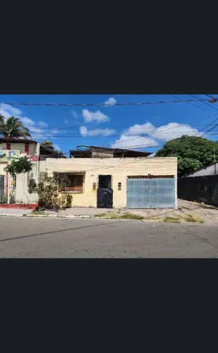 Vendo casa com condomínio de kitnet