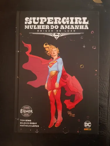 Hqs SUPERGIRL MULHER DO AMANHÃ ed LUXO
