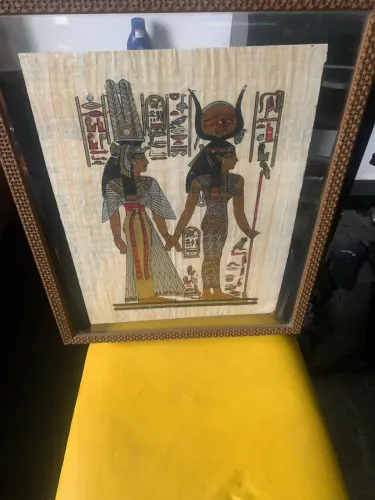 Quadro em pintura de papiro Egito Rainha emoldurada