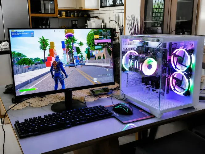 Pc gamer completo só pegar e usar Ryzen 5600gt 32gb ram
