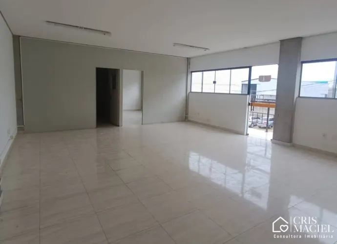 Galpão para locação no Comercial Vitória Martini em Indaiatuba-SP!