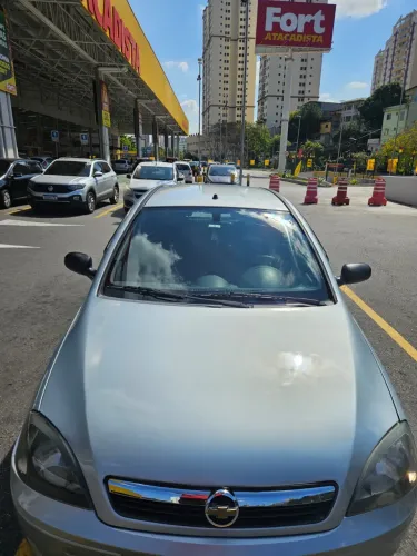 Chevrolet Corsa Hat. Premium 1.4 8V Econoflex 5P 2009