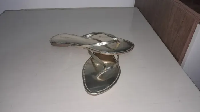 Rasteirinha Dourada N°36 - RCHLO Shoes