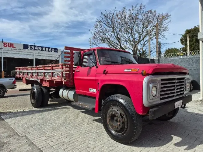 FORD/ F700 1977com Carroceria de Madeira