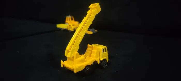 4 Caminhões 1/87 escala HO