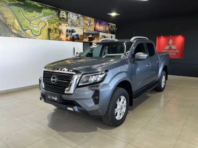 Nissan Frontier XE CD 4X4 2.3 Bi-TB Diesel Aut. 2024