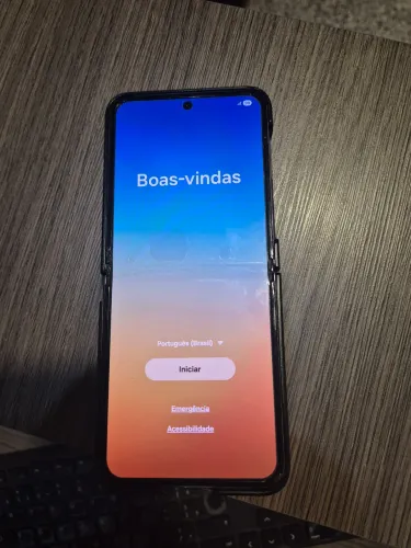 Samsung Galaxy Z Flip4 (SM-F721B)