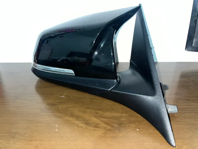 Retrovisor Direiro BMW 320i 2015/2018