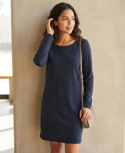 vestido manga longa azul marinho m. Flanelado por dentro. Bem quentinho