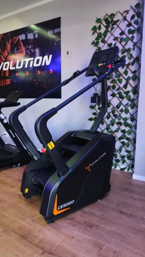 Simulador de escada Evolution CE5000