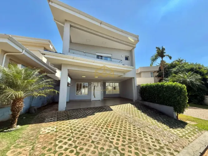 MARAVILHOSA CASA DE ALTO PADRÃO, LOCALIZADA EM UM CONDOMÍNIO FECHADO EM BARÃO GERALDO