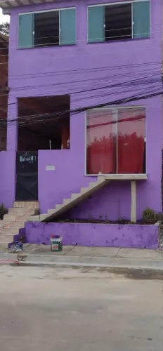 Vendo uma casa de 2 andares com terraço, motivo da venda mudança.