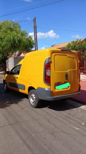 Imagem de Fiat Fiorino Furgão Work. Hard 1.4 Flex 8V 2P 2021