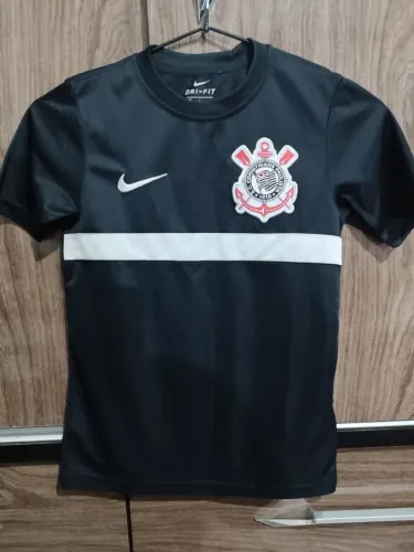 Camisa do Corinthians Nike original,tamanho P vesti criança de 7 ou 8 anos
