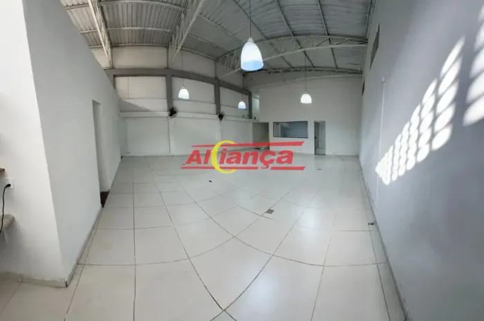 GALPÃO COMERCIAL/INDUSTRIAL 120m²