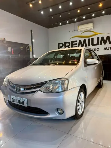 Toyota Etios XLS Sedan 1.5 Flex 16V 4P Mec. 2014