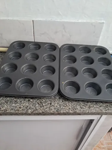 Forminhas para cupcakes conjunto com 24 forminhas por 40,00