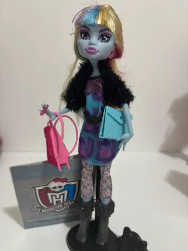Boneca monster high abbey bominaple