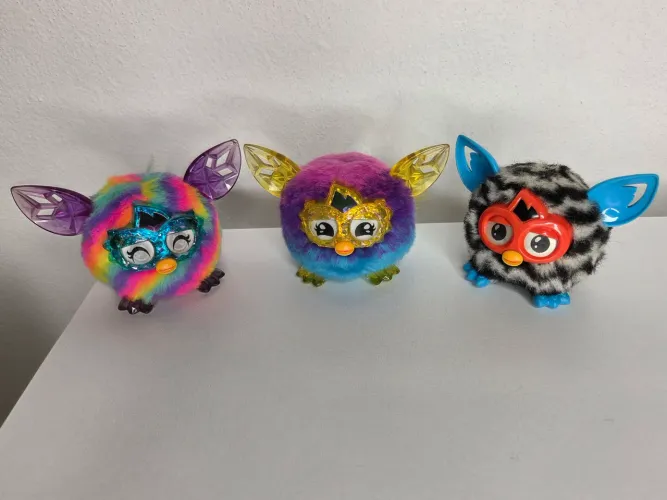 Lote com 3 Furby Furblings Raros