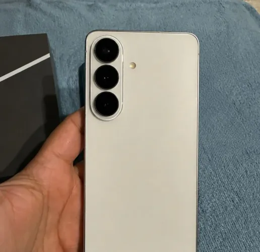 S26 1 mês de uso (Aceito trocas em celulares)