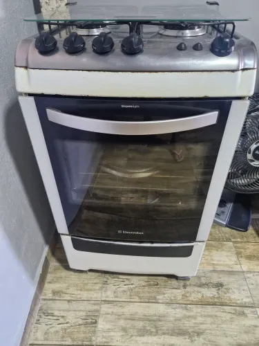 FOGÃO CHEFF ELETROLUX 4 BOCAS (PARA SAIR LOGO)
