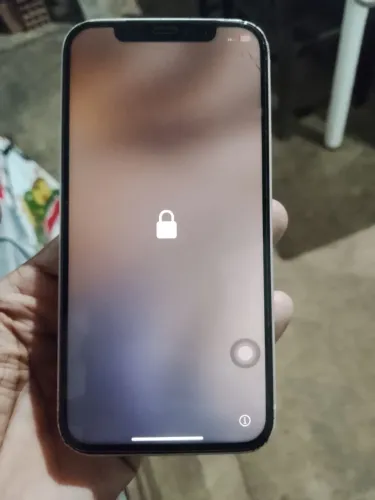iPhone 12