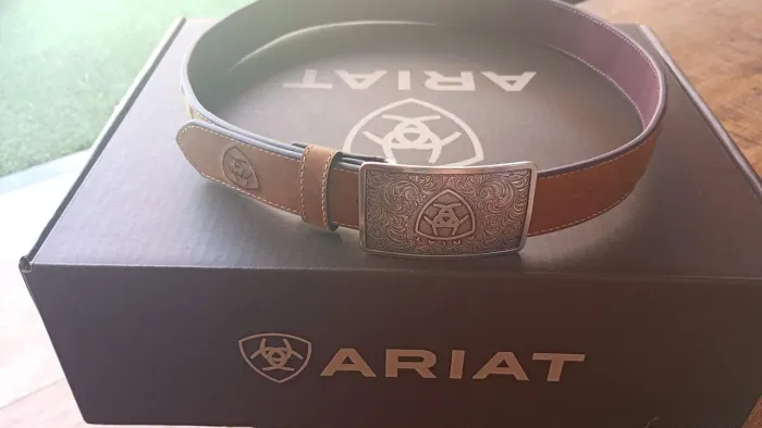 Cinto couro Ariat tamanho 36
