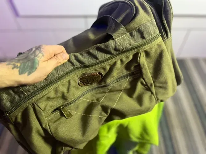 Bolsa de Viagem Esportiva Verde Militar Kelven Sports em Lona