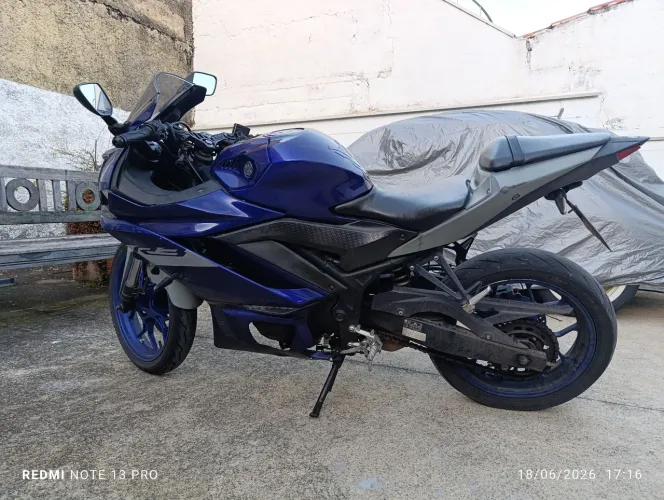 Yamaha R3 2022