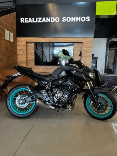 Yamaha MT-07 23/24