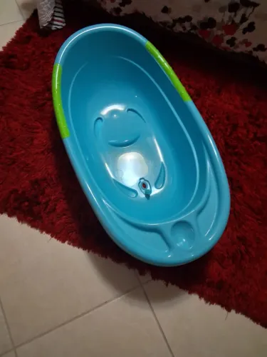 Banheira e piniquinho menino