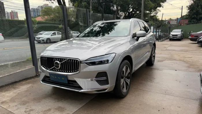 Volvo XC-60 T-8 Plus 2.0 AWD (híbrido) 2024