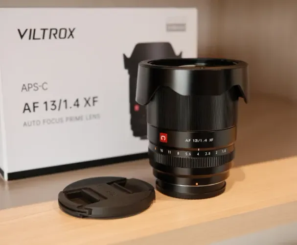 Lente Viltrox 13mm f1.4 para Fujifilm em excelente estado
