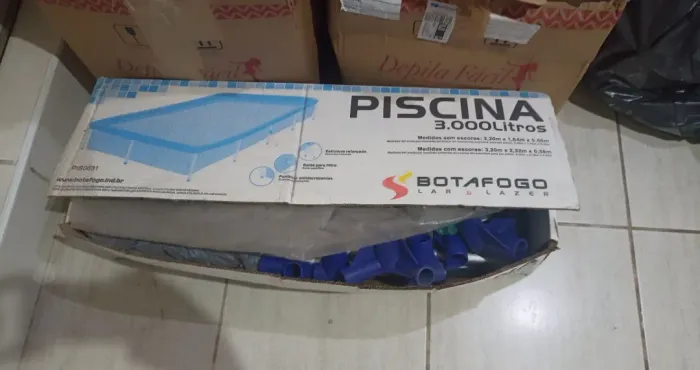 piscina botafogo retangular 3000mil litros, só foi usada 5 dias e tá guardado na cx fabric