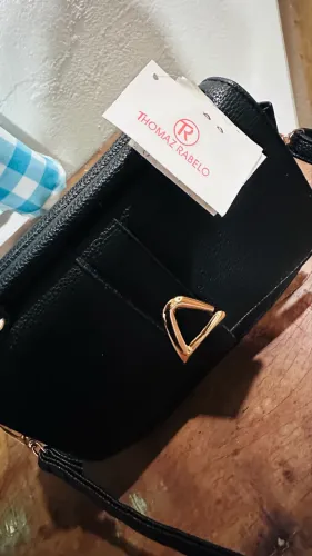 Vendo Bolsa Bolsa Feminina Tiracolo Thomaz Rabelo - Preta com Detalhes Dourados