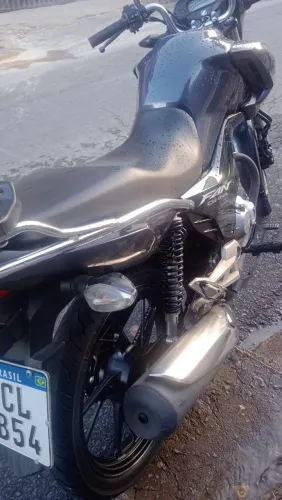 Vendo moto CG FAN 160, único dono, moto novíssimaaaaaaaaa apenas 10mil rodados.