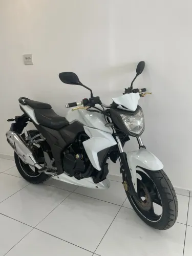 Troco por moto até 160