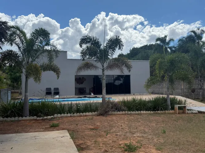 CASA 3 suítes condomínio fechado chácara