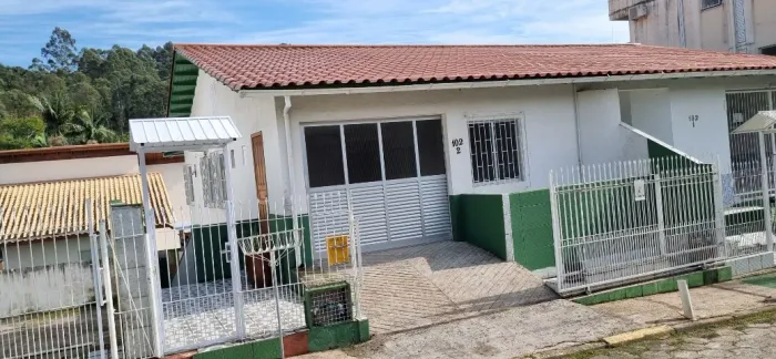 STUDIO - 72m2 C/Garagem  -  TRINDADE 